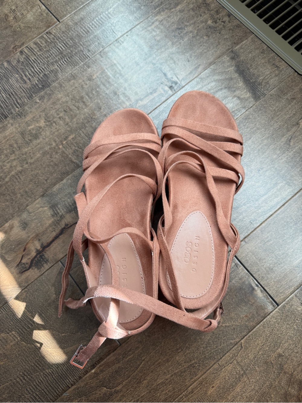 Womens Strappy Suede Sandals - Blush